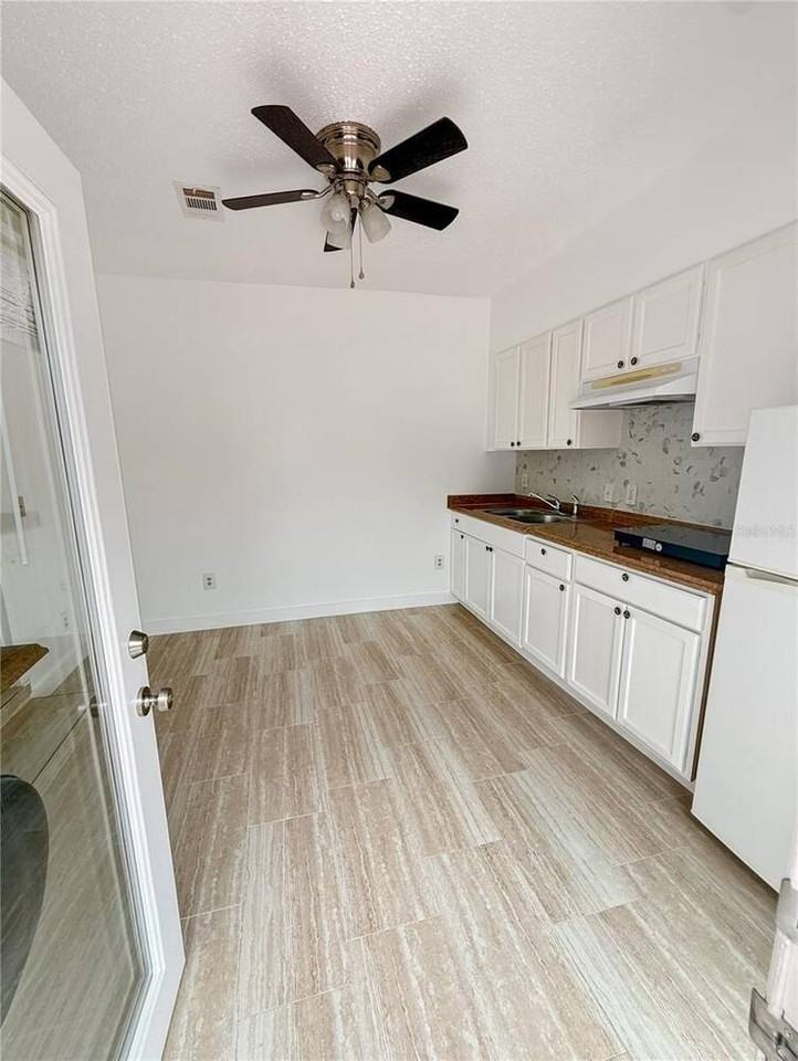 568 Bitterwood Ct - Photo 2 of 7
