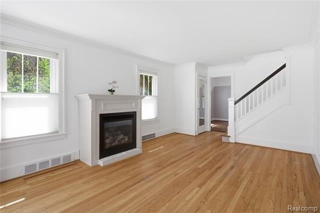 135 N Connecticut Ave - Photo 7 of 36