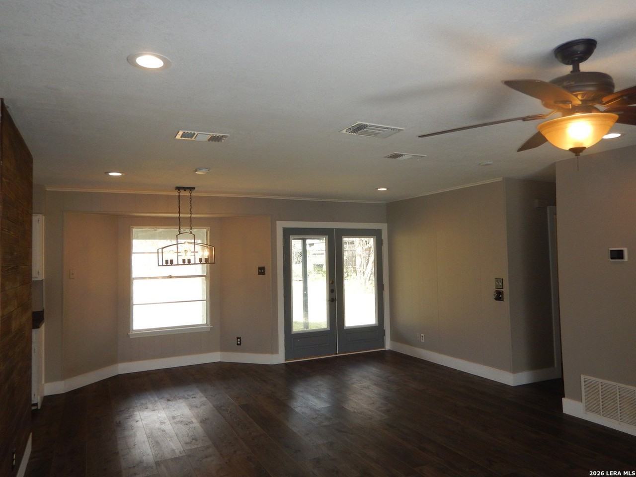 14139 Swallow Dr - Photo 3 of 25