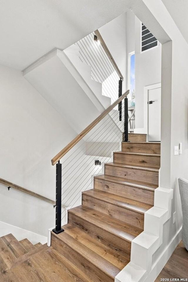 1823 Burnet St #102 - Photo 3 of 19