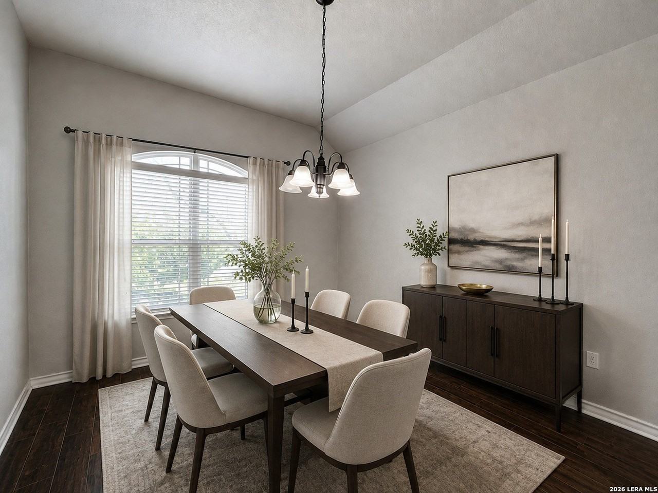 2807 Del Mar Way - Photo 3 of 48