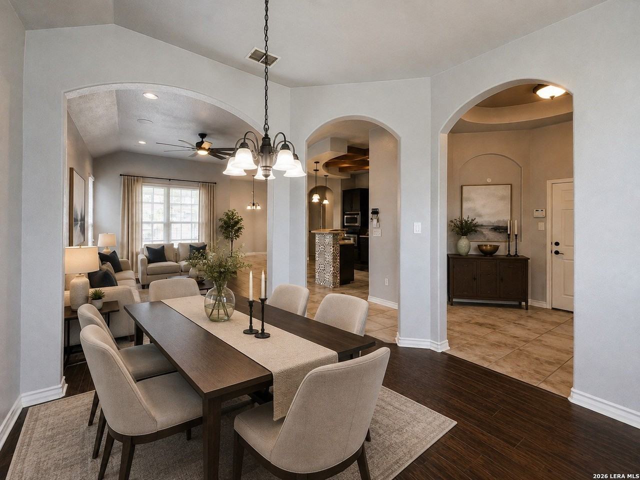 2807 Del Mar Way - Photo 4 of 48