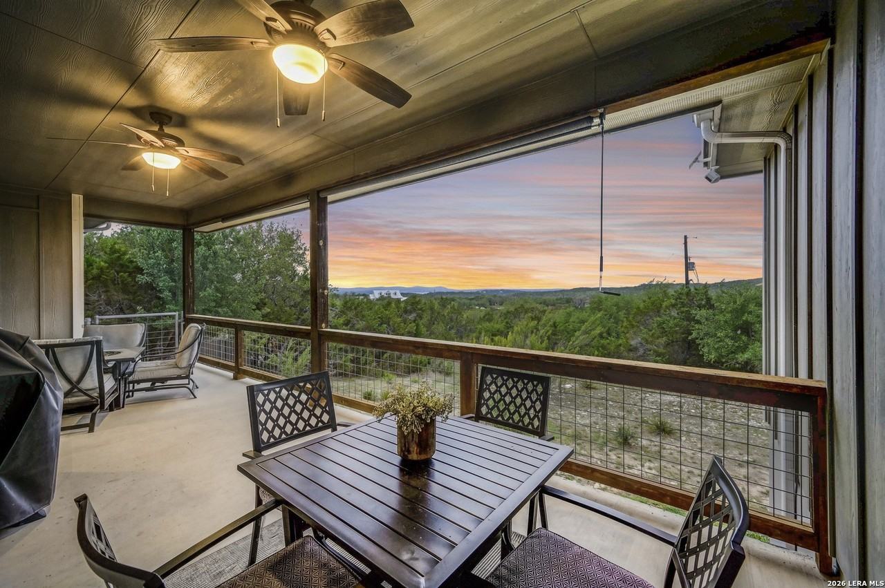 1375 Parton Rd - Photo 2 of 26