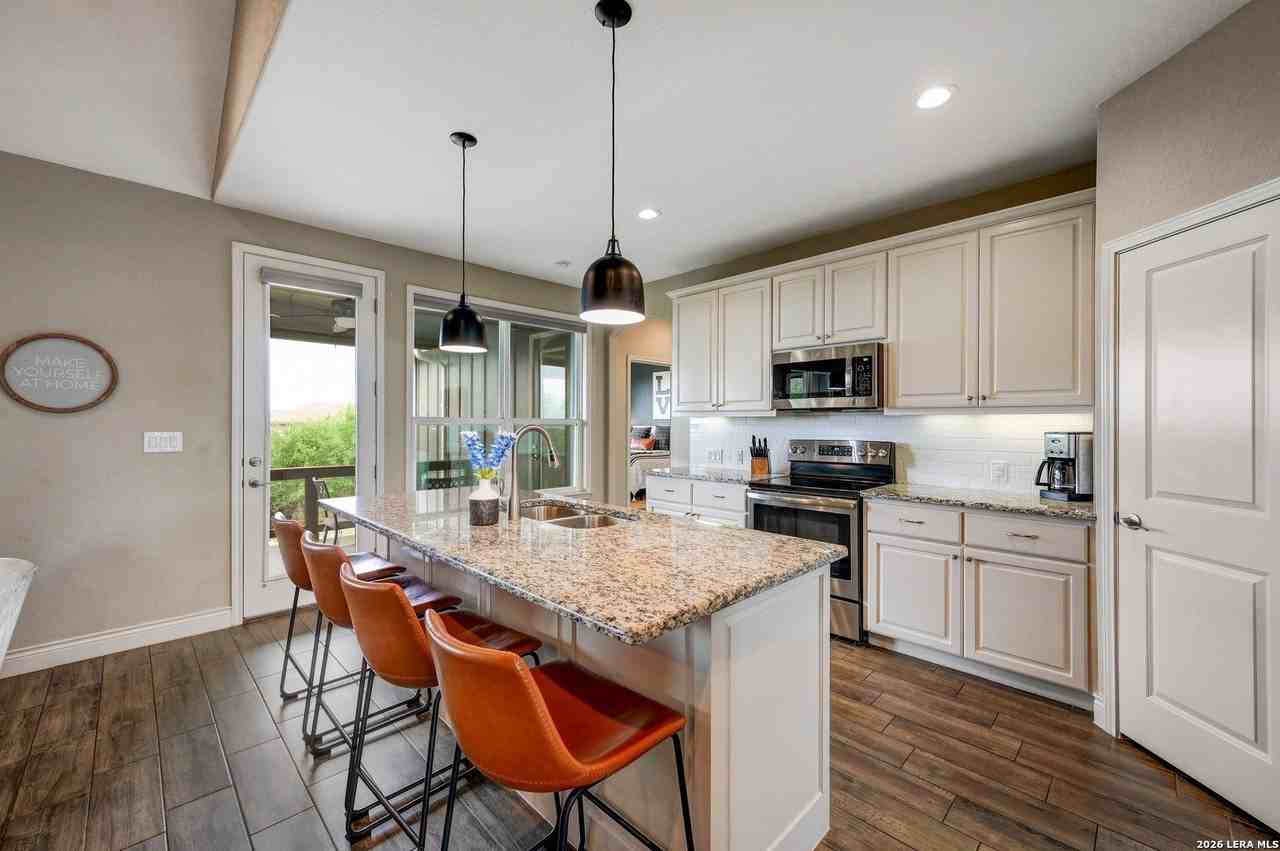 1375 Parton Rd - Photo 7 of 26