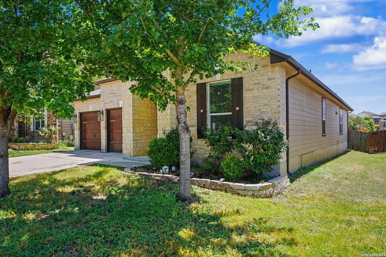 512 Landmark Gate - Photo 5 of 43