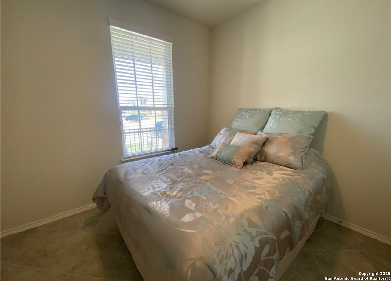 212 Lyre Leaf Dr - Photo 4 of 14