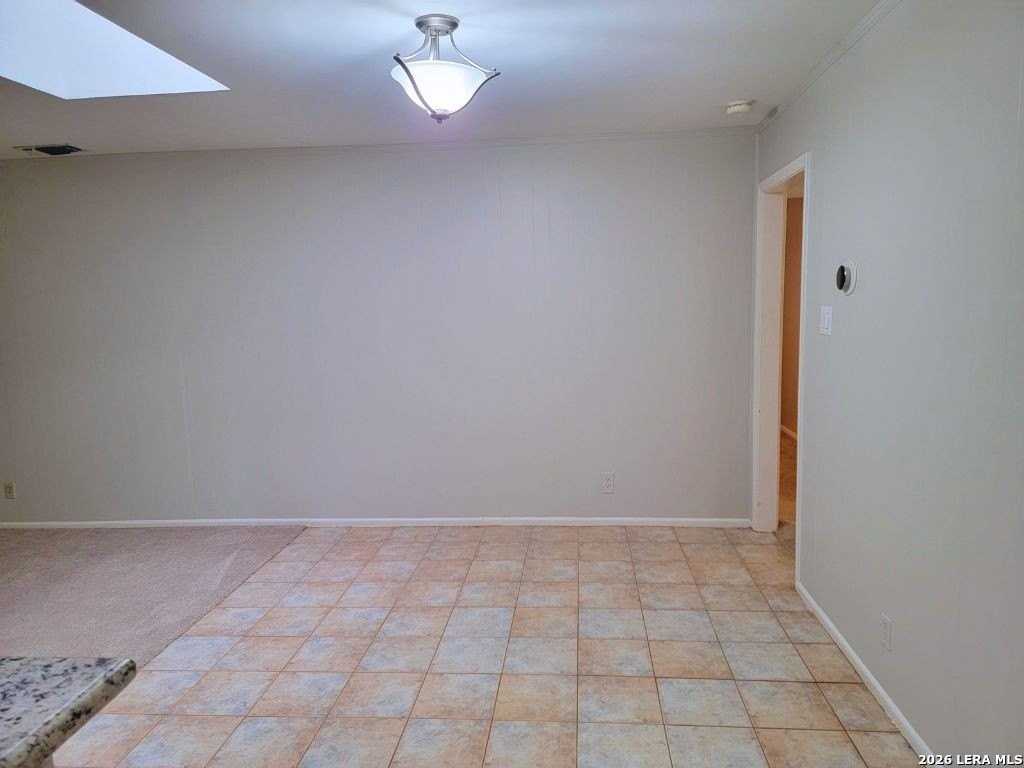 7007 Forest Grv - Photo 6 of 25