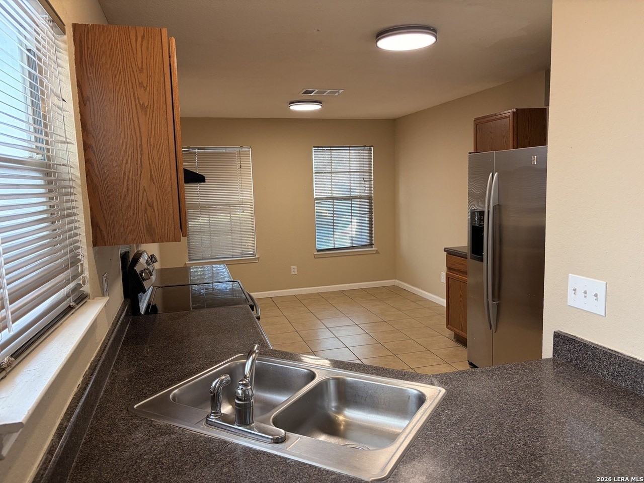 9430 Hacienda Acres - Photo 3 of 8