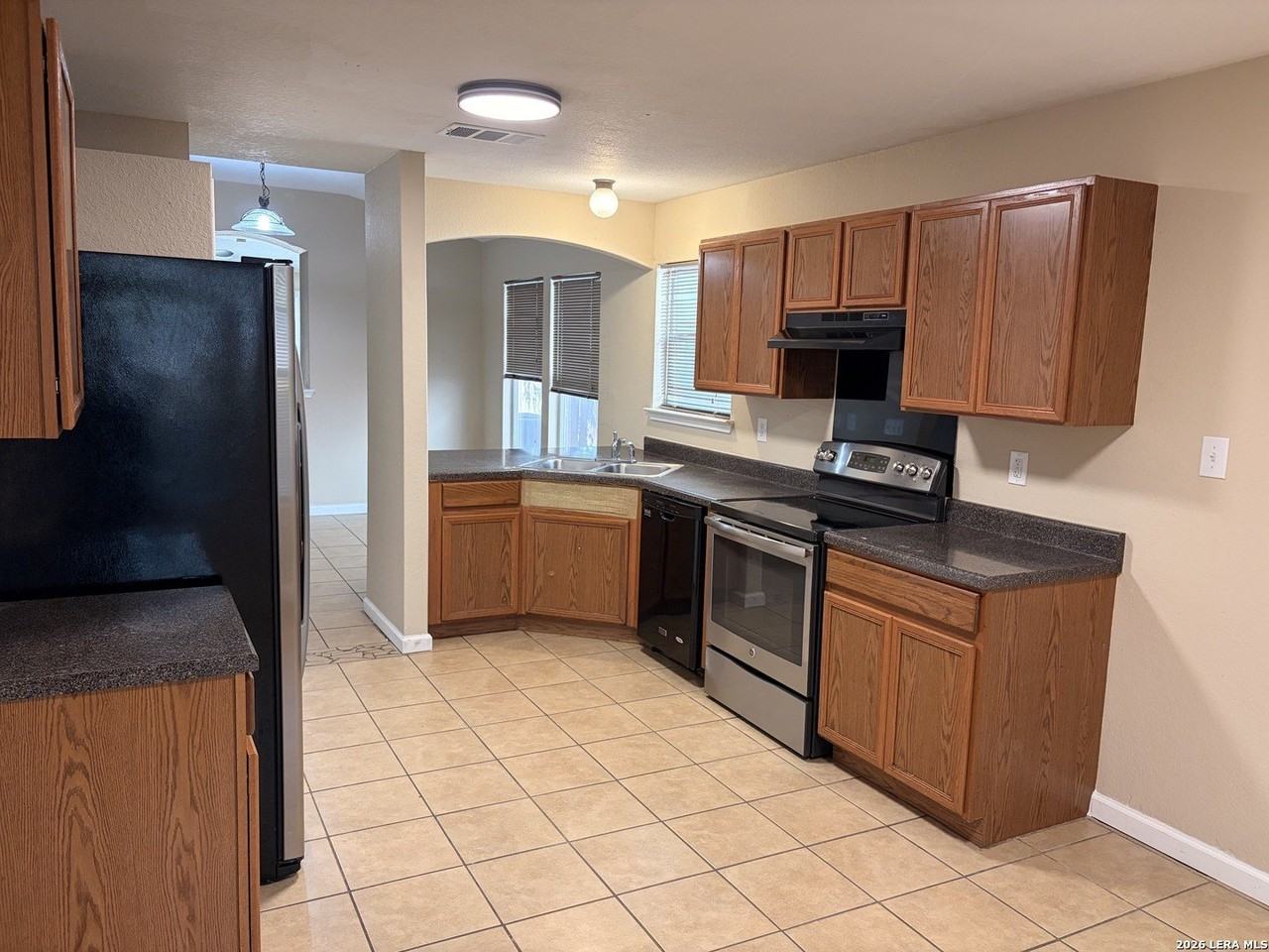 9430 Hacienda Acres - Photo 4 of 8