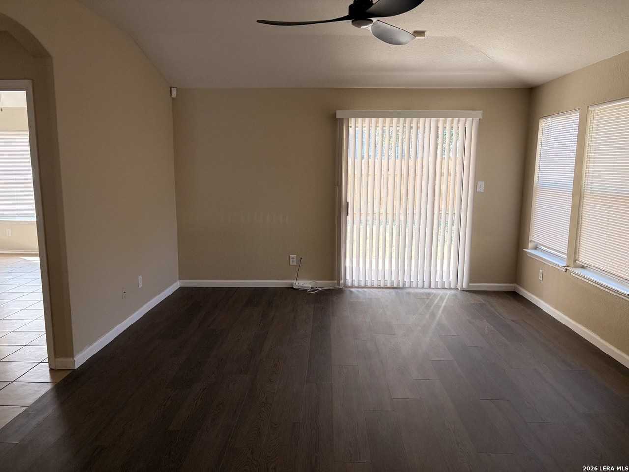 9430 Hacienda Acres - Photo 5 of 8
