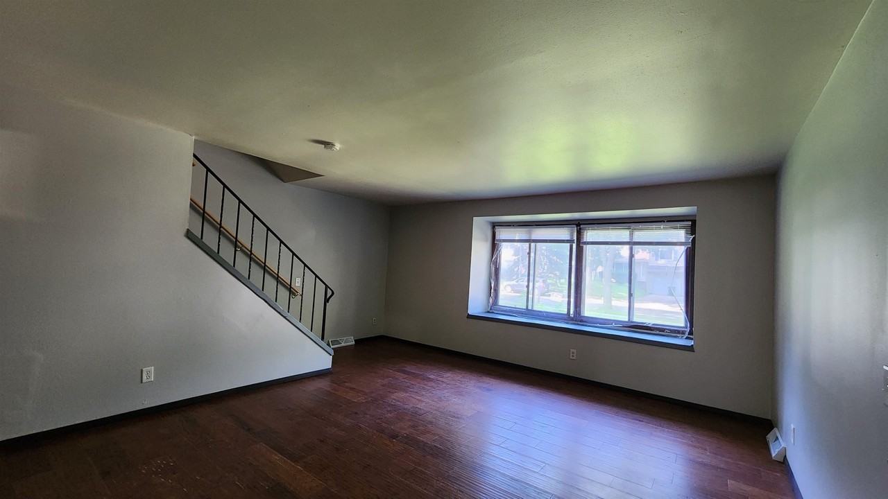 3806 Sunbrook Rd #2 - Photo 5 of 37