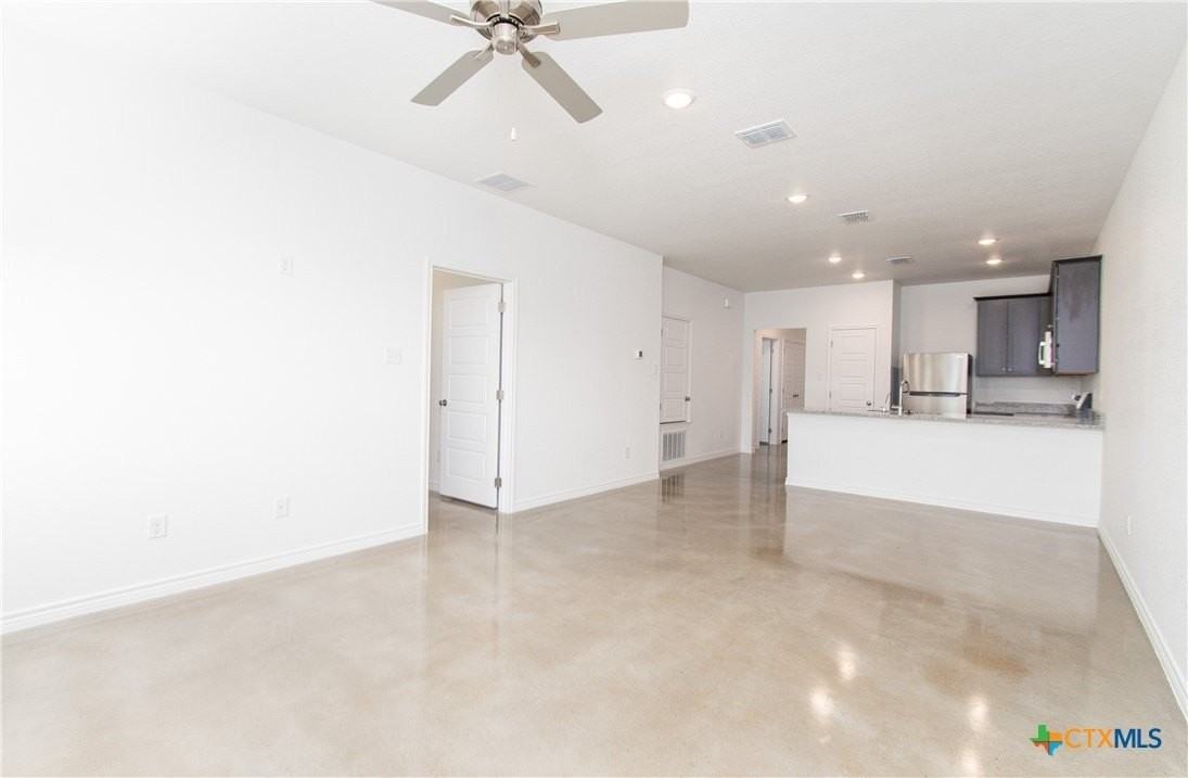 3907 American Elm Dr #B - Photo 7 of 20