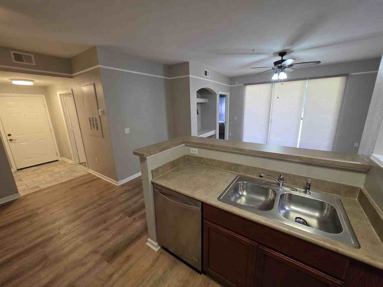 2801 Chancellorsville Dr #314 - Photo 3 of 40
