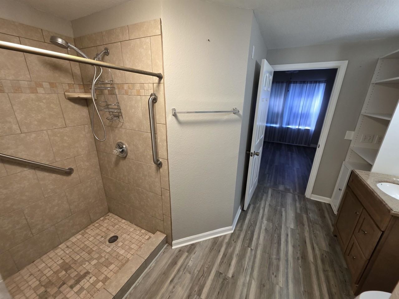 2801 Chancellorsville Dr #314 - Photo 6 of 40