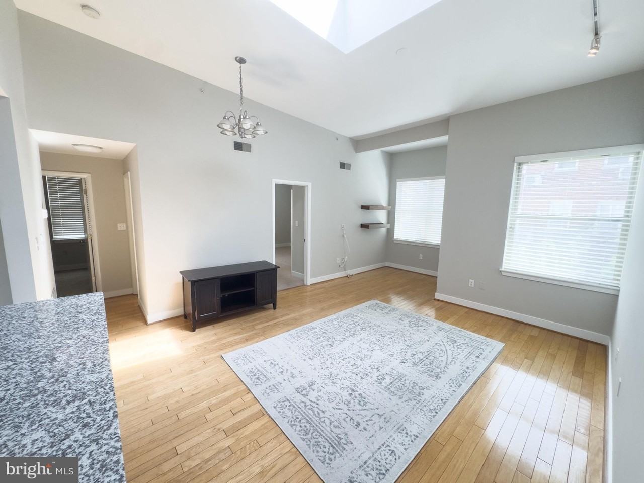 1445 N St Nw #304 - Photo 3 of 14