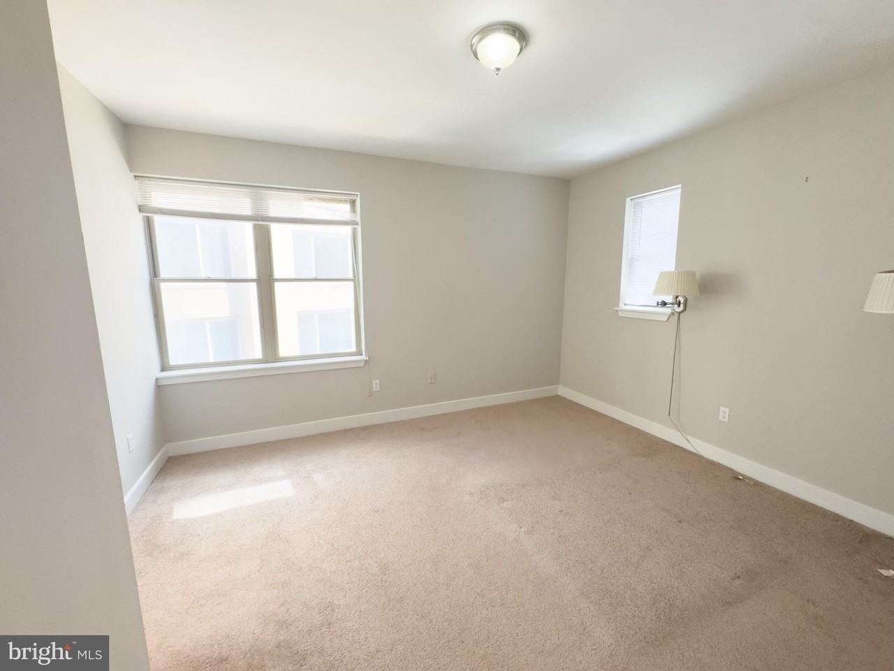 1445 N St Nw #304 - Photo 5 of 14