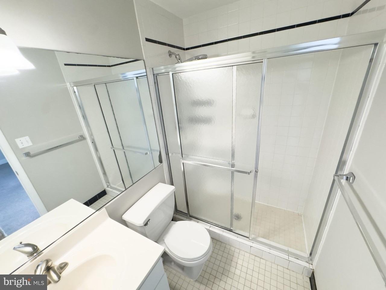 1445 N St Nw #304 - Photo 7 of 14