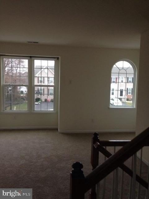 433 Scarecrow Ct - Photo 4 of 6