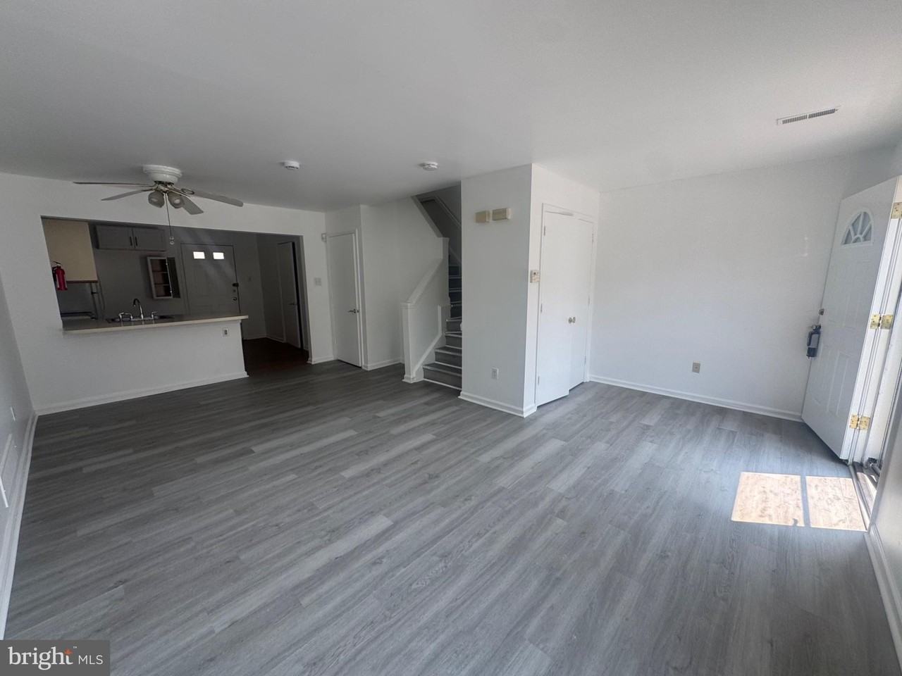 1107 Van Buren Way - Photo 3 of 12