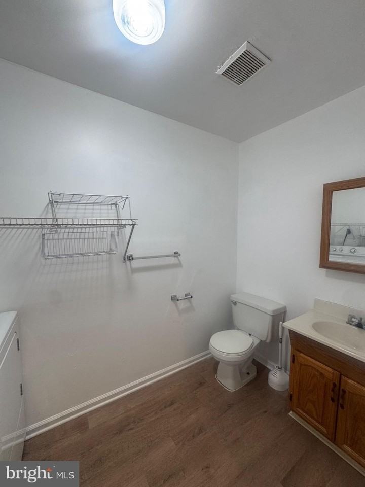 1107 Van Buren Way - Photo 6 of 12
