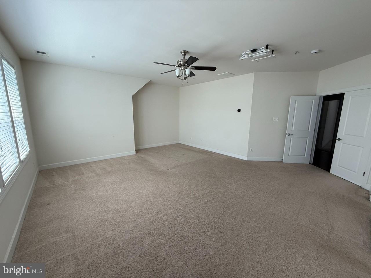 10905 Fairmont Ln - Photo 6 of 20