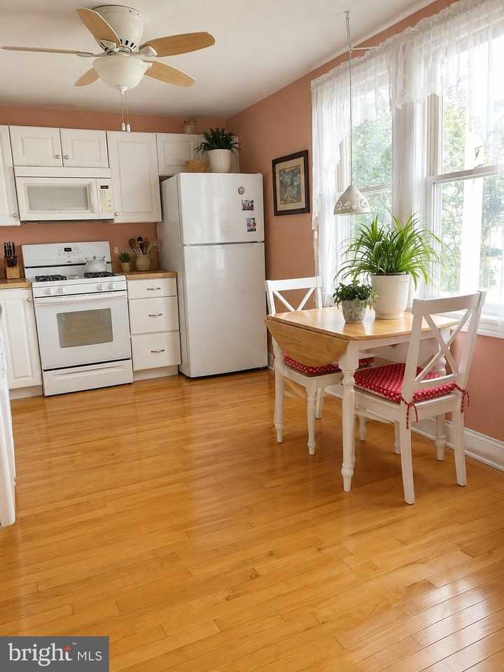 7491 BEACH Avenue #1 - Photo 6 of 16