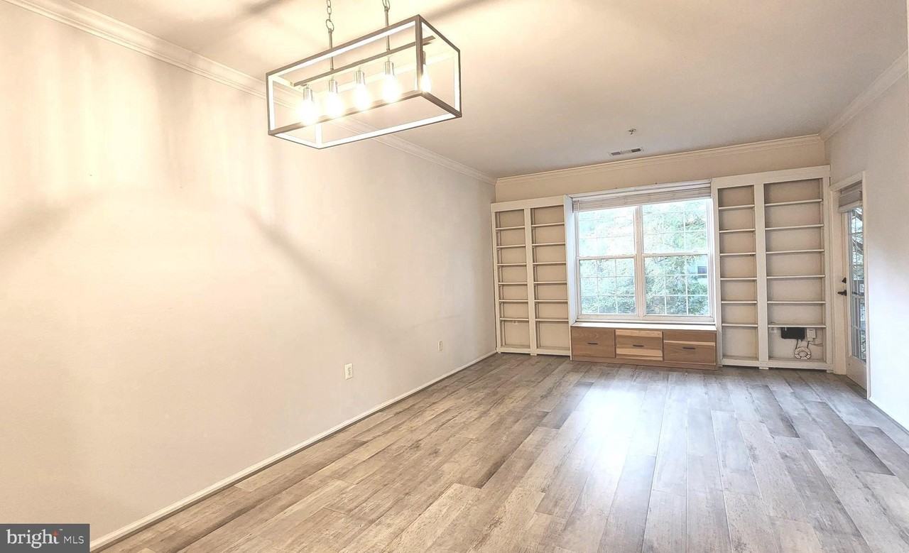 3009 Nicosh Cir #4303 - Photo 6 of 25