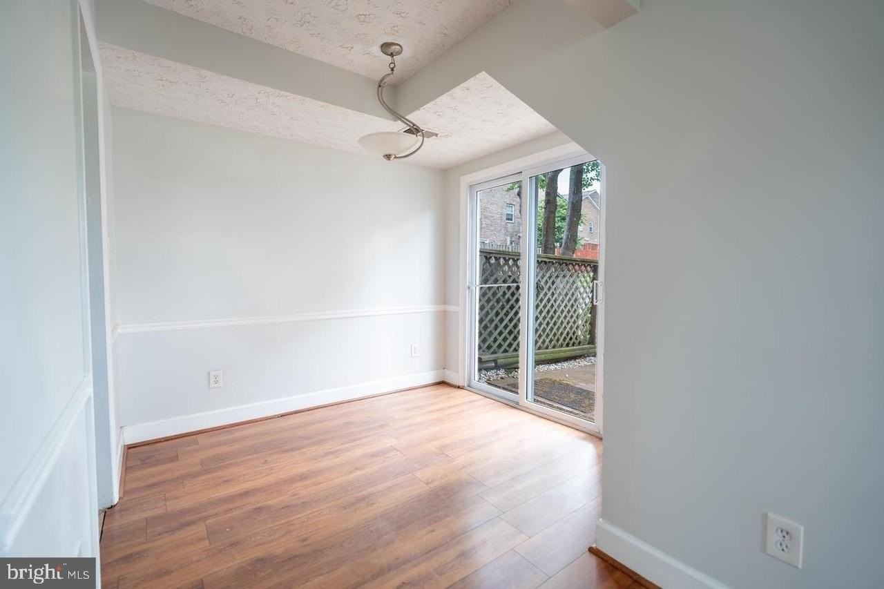 9570 Hagel Cir #D - Photo 6 of 9