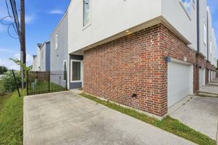 2527 Hollister St - Photo 1 of 1