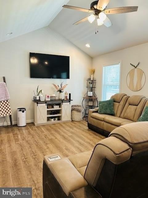 119 N Cedar Ln - Photo 4 of 18