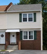 823 N Shenandoah Ave - Photo 1 of 1