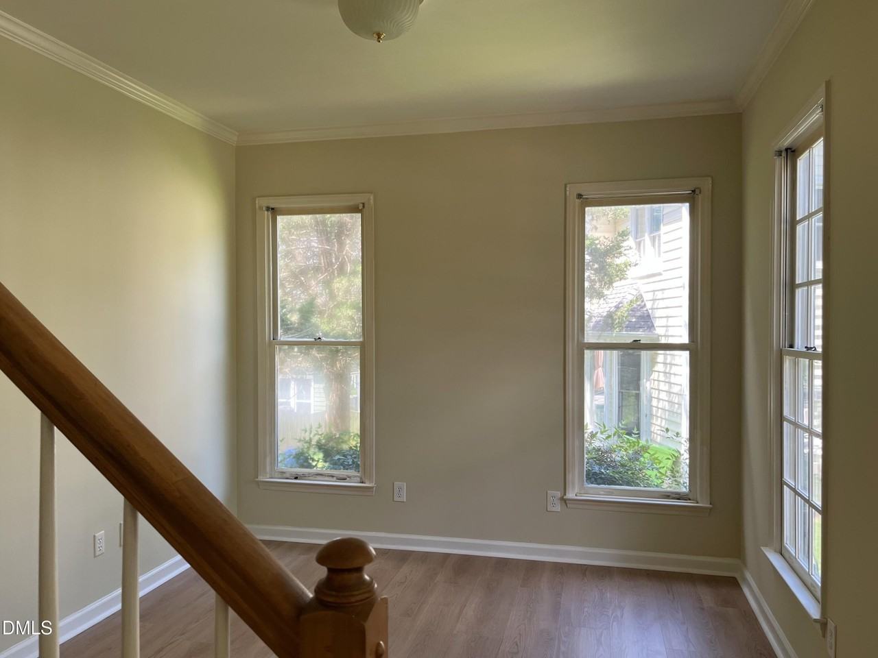 1409 Opal Ct - Photo 2 of 24