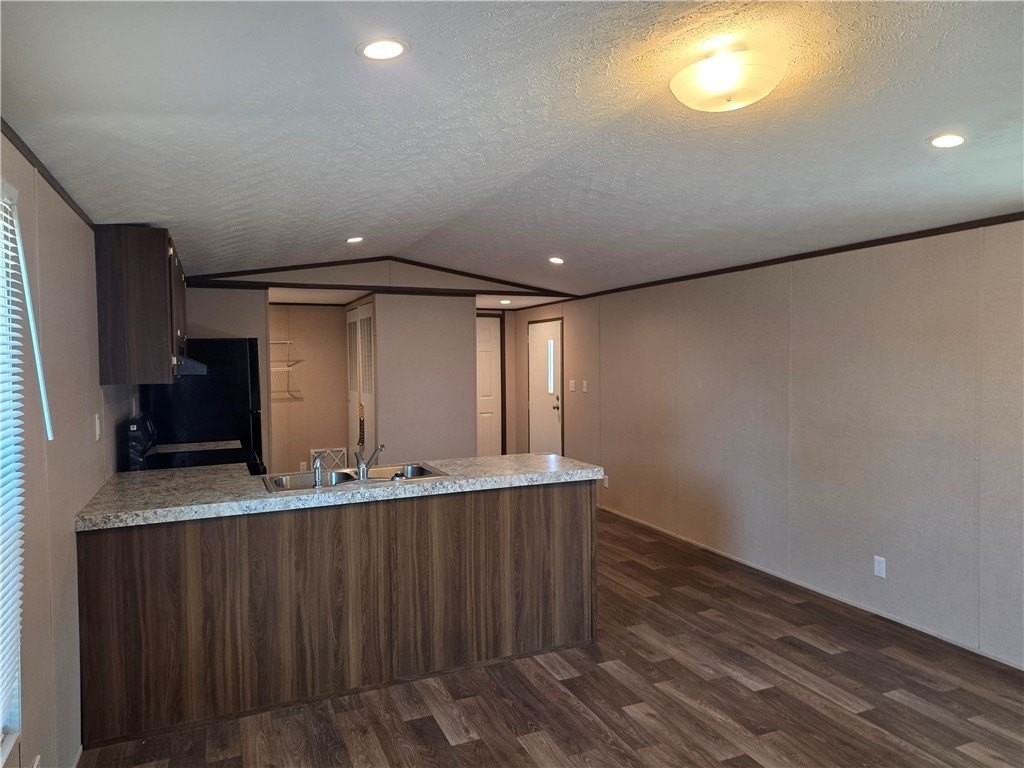 1775 Sea Creek Dr - Photo 5 of 23