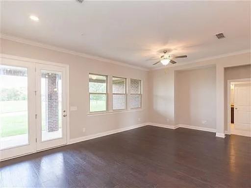 163 Cape Private Cir - Photo 6 of 10