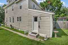 122 S Davis St #A - Photo 1 of 1