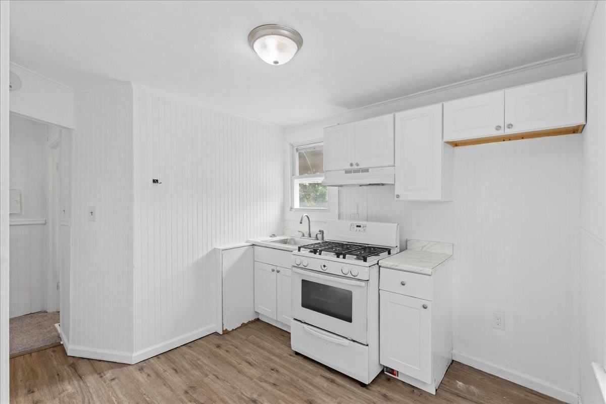 601 Wesley Ave #C - Photo 6 of 30