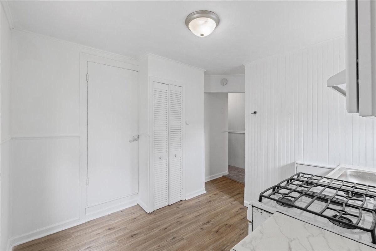 601 Wesley Ave #C - Photo 7 of 30