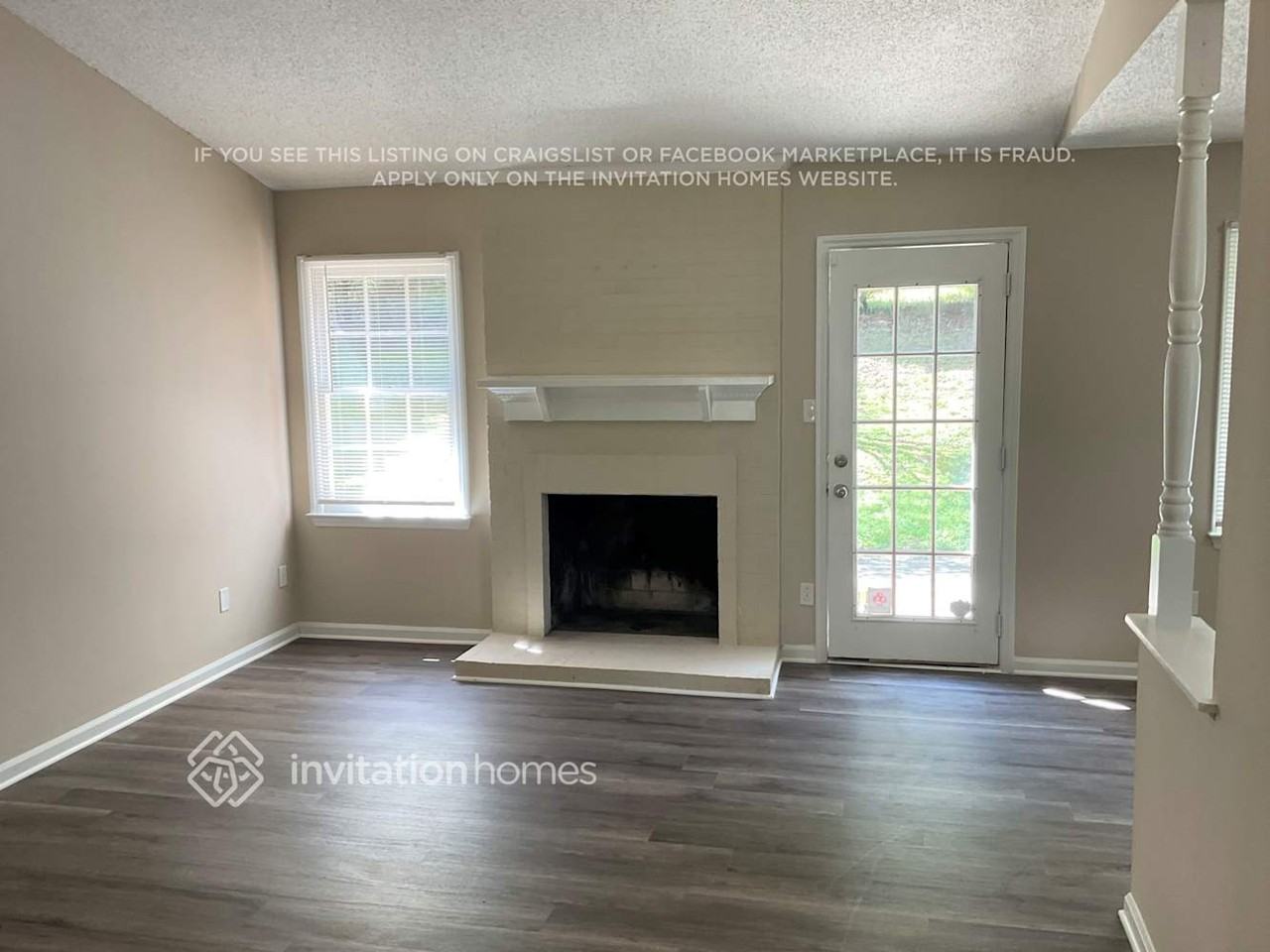 11634 Charnwood Ct - Photo 2 of 7