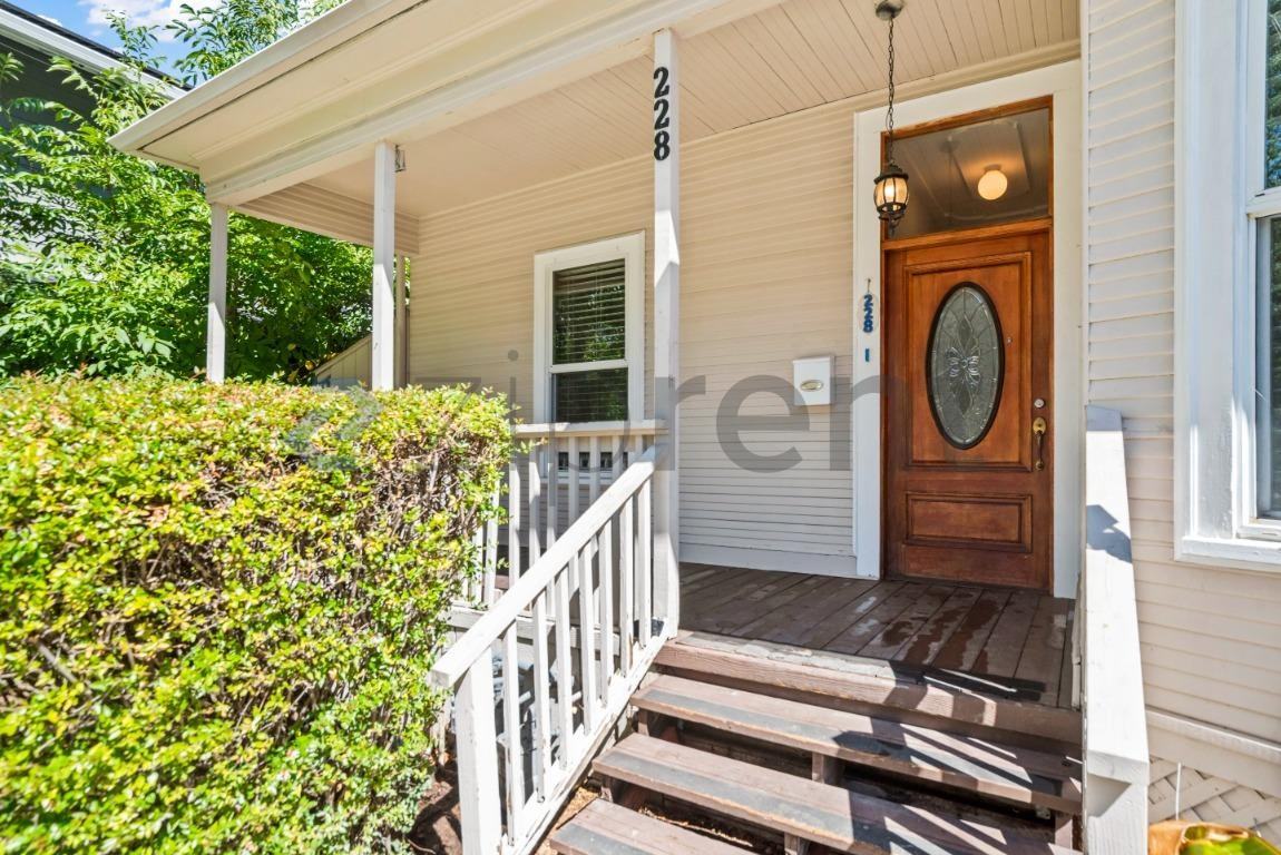 228 Los Gatos Blvd #1 - Photo 4 of 37