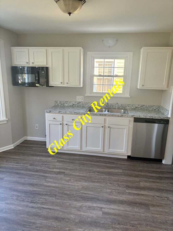 3217 Escott Ave #1 - Photo 4 of 14
