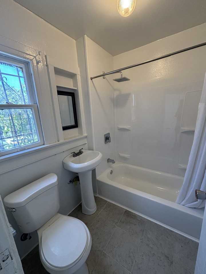 1128 S New Hampshire Ave #1128 - Photo 5 of 14