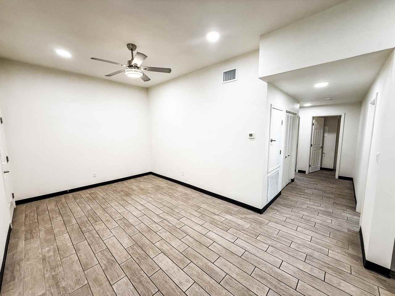 195 N 17th Ave #102 - Photo 5 of 18