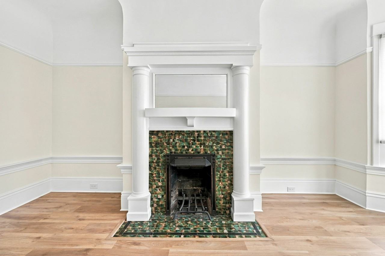 2414 Polk St - Photo 4 of 43