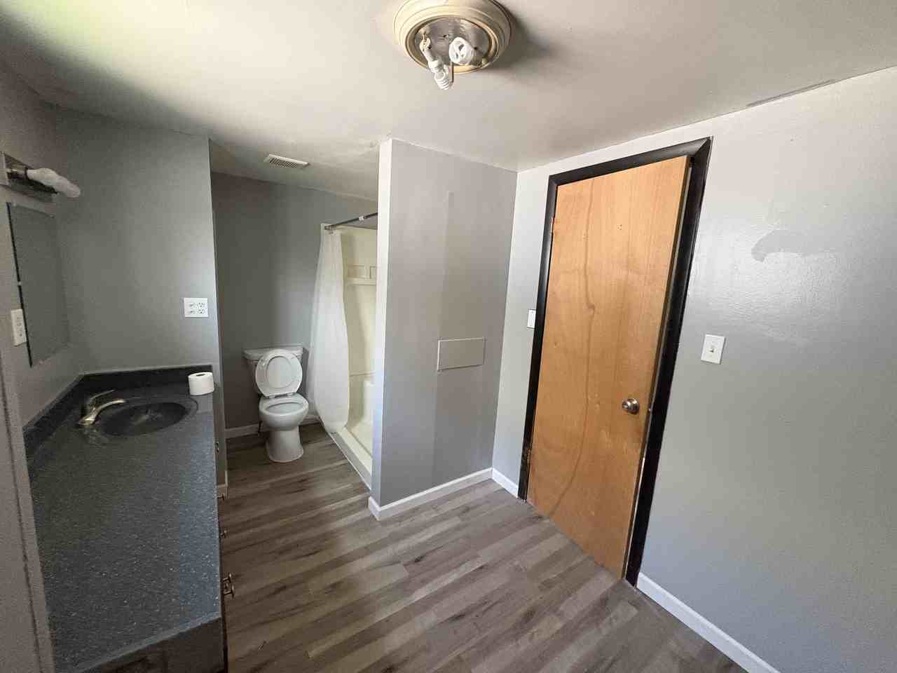 308 N Cherry St #1 - Photo 6 of 18