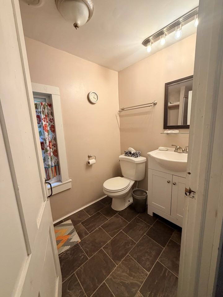 972 Dryden Rd #1 - Photo 5 of 5