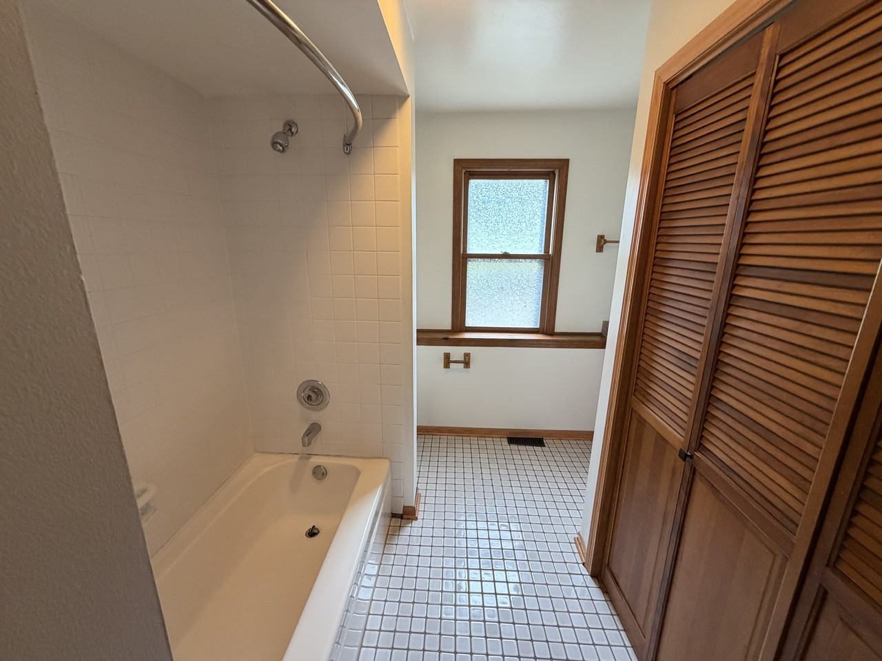 131 Newberry Ave Apt 1s #1S - Photo 6 of 13