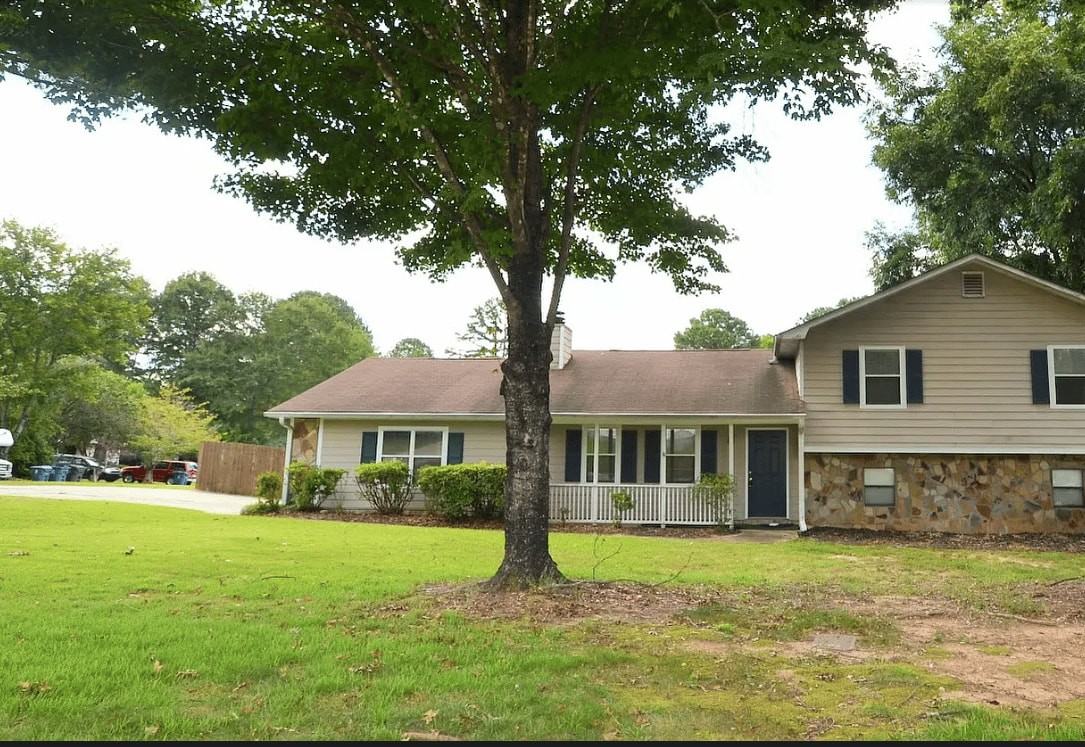 1495 Haynes Ct #1 - Photo 2 of 18