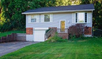 featured image of 912 W Florence St #1