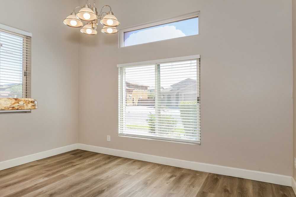 6512 S 49th Dr - Photo 6 of 17