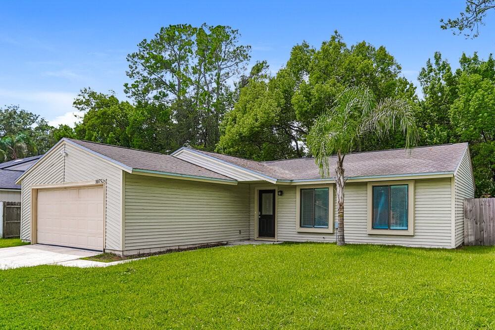 10752 Knottingby Dr - Photo 3 of 16